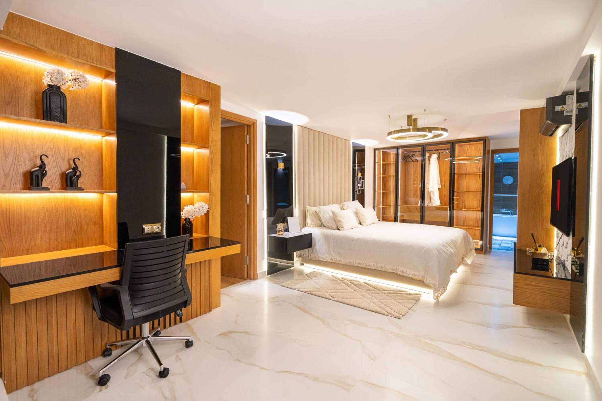 丹吉尔Ecrin Secret, Duplex Prestige, Proche Corniche & Medina, Piscine, Parking, Wifi, Iptv, Ac公寓 外观 照片