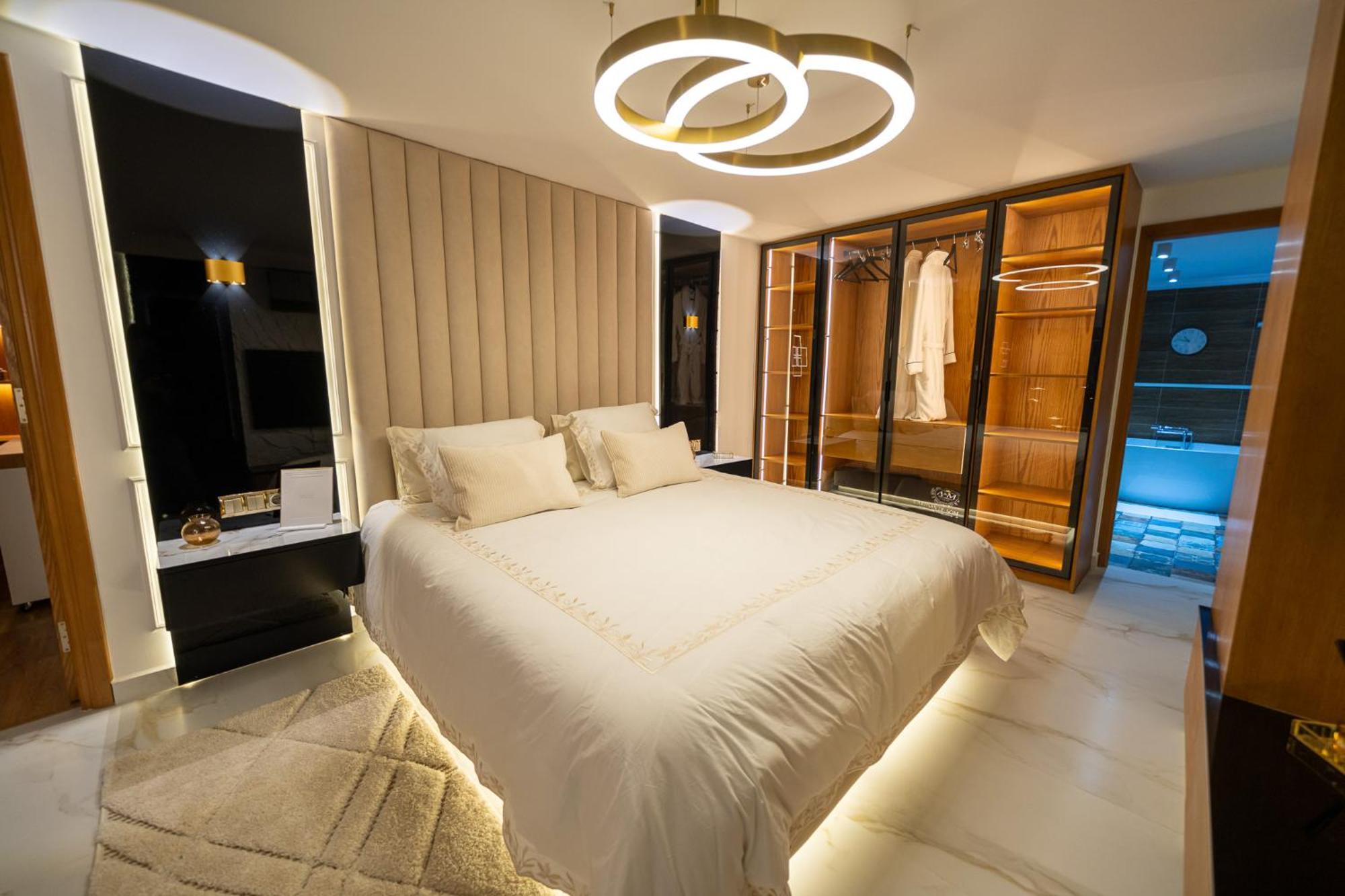 丹吉尔Ecrin Secret, Duplex Prestige, Proche Corniche & Medina, Piscine, Parking, Wifi, Iptv, Ac公寓 外观 照片